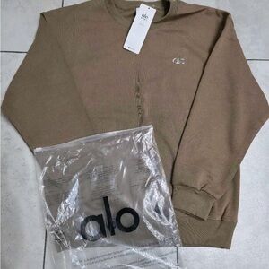 ALO Yoga Brown Crewneck Sweater